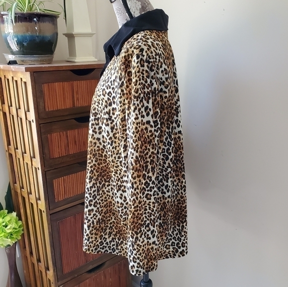 Kim & Cami layered look leopard knit shirt Plus 2X - Picture 2 of 7